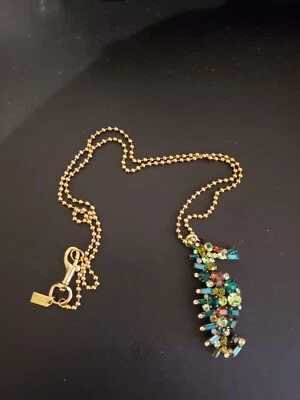 Colgante Coach Pierre Le-Tan Crystal Seahorse cadena 32".  Piedras multicolores. Foto 1 de 4