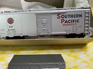 Trenes Athearn en miniatura S.P. OVERNIGHTS PLATEADO #163985 RETIRADO SUR - Imagen 1 de 8