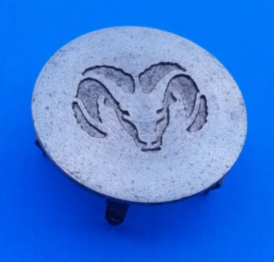 Dodge Grand Caravan Voyager 2002-2004 llanta tapacubos tapa central OEM A8 Foto 1 de 3