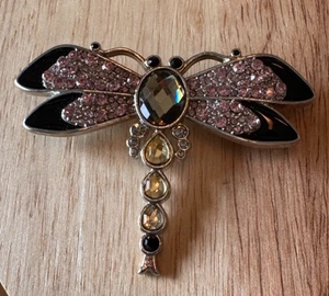 Vintage Brosche Lia Sophia rosa Strass silberfarben schwarz Emaille Libelle J55 - Bild 1 von 3
