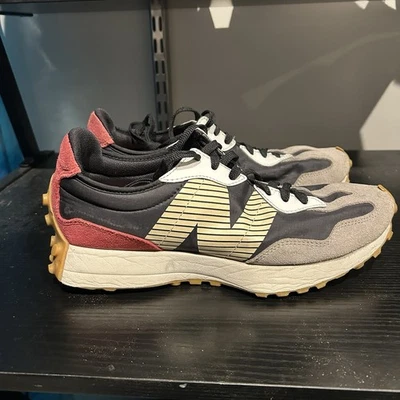 New Balance 327 Para hombres Zapatos Tenis Correr Negro Equipo Rojo Talla 10.5 D MS327CB Foto 1 de 4