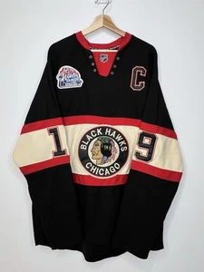 Reebok NHL Jersey Sz 50 Jonathan Toews Chicago Blackhawks 2009 Winter Classic - Picture 1 of 13