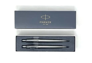 Parker Jotter Stainless Steel Chrome Trim Ballpoint Pen & Mechanical Pencil 0.5m - Picture 1 of 4