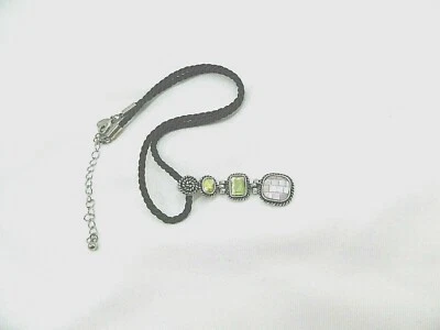 Juego de collar Lia Sophia con cristales cortados y resina toal longitud 18"  Foto 1 de 4