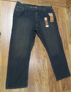 NWT Wrangler Jeans Men's 46x30 Blue Relaxed Fit Straight Leg Cotton - Picture 1 of 8