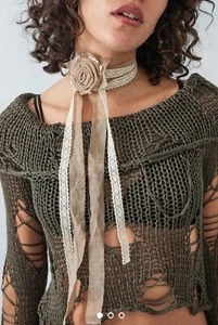 Urban outfitters coquette flower choker necklace brown and beige Lace RRP £22 ✨ - Picture 1 of 10