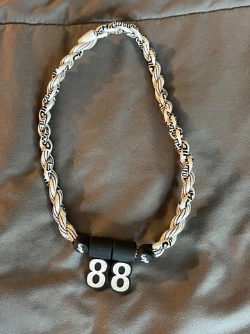 Kid's Chicago White Sox LUIS ROBERT #88 Double Rope Necklace 18" Youth FAST FREE Cover