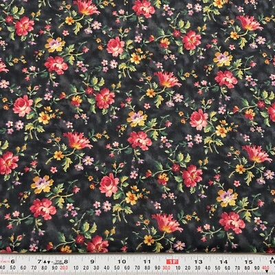 Flores en negro/carbón para telas Andover algodón por media yarda Foto 1 de 2