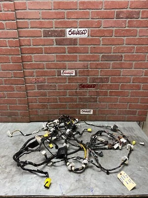 Arnés de piso interior Mitsubishi Ralliart 2011 8510D106 Evo 08-15 Foto 1 de 4