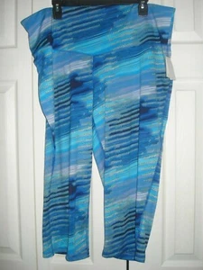 Ladies Performance Capri Leggings Size 2X Blue Wicking / Tummy Control - Picture 1 of 2