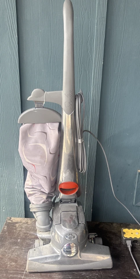 KIRBY SENTRIA G10D Self Propel Upright Vacuum Cleaner TESTED - Image 1 of 4