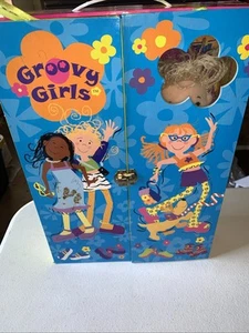 Groovy Girl Doll Wardrobe Closet Carrying Case With Doll And Misc - Picture 1 of 5