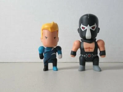 ‎Figuras de acción de vinilo AQUAMAN y BANE sin máscara de Scribblenauts de DC Collectibles Foto 1 de 2