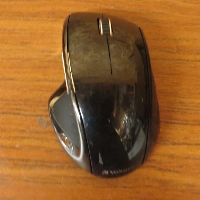 + Verbatim 97591 Wireless Mouse no reciever  - Image 1 of 2