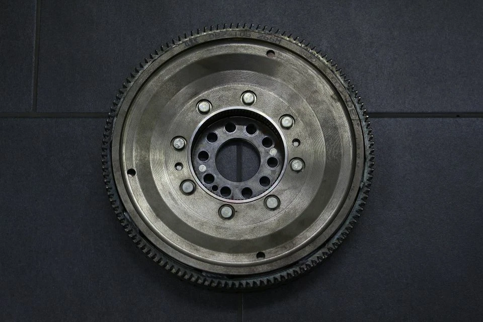 Audi R8 42 FL Dual Mass Flywheel 0BZ105266Q Flywheel Clutch Flywheel - Image 1 of 1