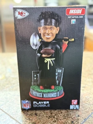 Patrick Mahomes Grim Reaper качающаяся голова - новый с коробкой / ограниченное издание 415 от FOCO - Изображение 1 из 2