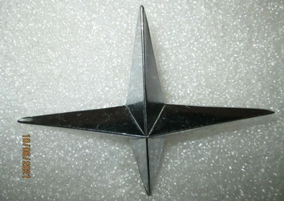 RARO NOS? ? DE LOS AÑOS 50 - 1960 MERCURY METEOR STAR GUARDABARROS TAPA MALETERO EMBLEMA INSIGNIA OEM Foto 1 de 4