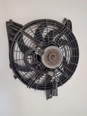 04-15 NISSAN ARMADA Radiator Fan Motor Fan Assembly Condenser 921207S000 - Image 1 of 4