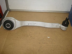 BRAZO DE CONTROL INFERIOR DELANTERO DERECHO MERCEDES CLASE E W211/W219CLS/W230SL 2113304411L - Imagen 1 de 1