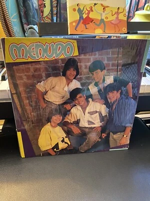 Menudo Self Titled Vinyl LP 1985 1st Press RCA AFL1-5420 Ricky Martin Draco Rosa - Image 1 of 2
