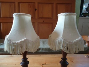 Vintage Pair of Ivory Silk Clip On Lampshades Light Shades 6 1/2" dia x 7" tall - Picture 1 of 3