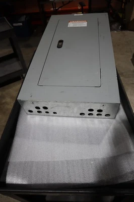 SIEMENS P1 250A 208Y/120V P1C30BL100CTST CULATA VASO PRINCIPAL HS40 Foto 1 de 4