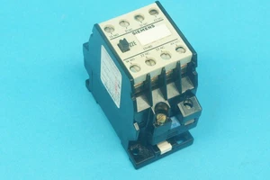 Siemens 3TH8022-0AM0 AC contactor 220/264 VAC coil with 2 NO and 2NC contacts - Bild 1 von 3
