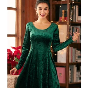 NWT ModCloth Retro Radiance Fit & Flare Dress in Green Velvet Size 1X - Picture 1 of 10