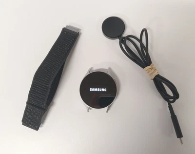 Samsung Galaxy Watch 7 44mm SM-L315 (Silver, Unlocked) - Fully Functional, Nice! - Image 1 of 4