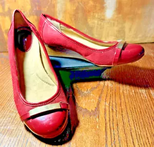 Giani Bernini Red Wedge Patent Pebbled Leather Heels Sz 6 B Ambir Comfort Padded - Picture 1 of 9