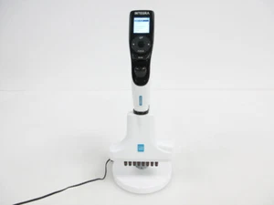 INTEGRA VOYAGER 4724 8 CHANNEL 1250 uL DIGITAL PIPETTE & 4210 CHARGING STAND - Picture 1 of 6