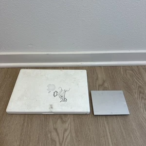 Apple MacBook A1181 2006 Bianco 1GB RAM 13" Descrizione - Foto 1 di 9