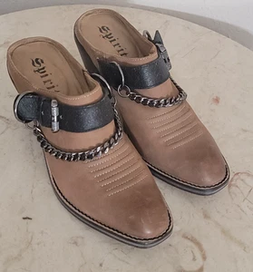 New Spirit by Lucchese Western hellbraun Harness Kette Pantolette Absatz Bootie Größe 8,5 neu ohne Karton - Bild 1 von 8