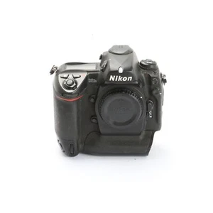 Nikon D2XS + Très Bien (268882) - Photo 1 sur 8