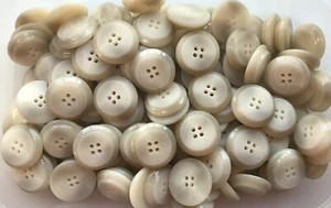 Bottoni 28mm 44L Beige Chiaro Crema Grosso 4 Fori Cappotto Giacca Bottone Grande (Z176) - Foto 1 di 24