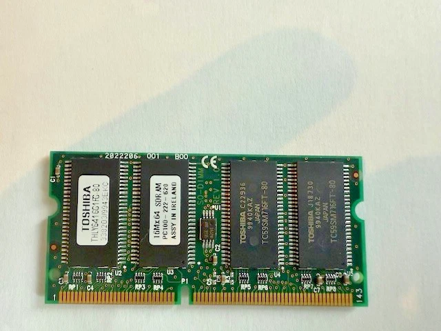 Memoria SDRAM TOSHIBA 16x64 THLY6416G1FG-80 PC100-222-620, 128Mb - Imagen 1 de 2