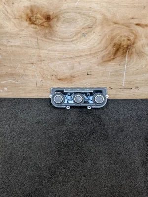 VOLKSWAGEN GOLF MK6 CLIMATE CONTROL UNIT K0095HB009751 - Image 1 of 3