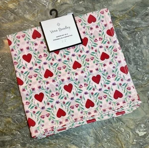 Vera Bradley 4 Imperial Hearts Rosa Blumen Stoffservietten Valentinstag ❤️ RAR Neu mit Etikett - Bild 1 von 5