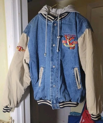 Chaqueta Universitaria Vintage Disney Store Tigger Denim Bomber 90 Winnie the Pooh Foto 1 de 4