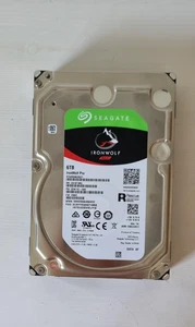 1 x Seagate Ironwolf Pro ST6000NE0021 6TB 3.5" SATA HDD. Only 12.5k hours of use - Afbeelding 1 van 6