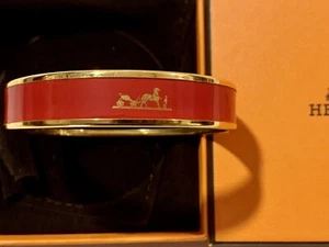 BNIB HERMES MEDIUM CALECHE RED WITH GOLD TRIM BANGLE BRACELET - Picture 1 of 8