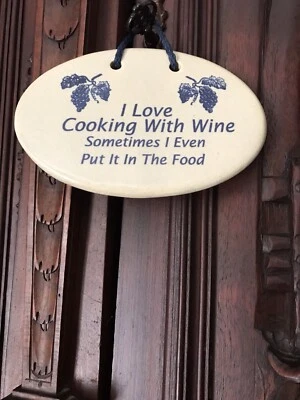 Me encanta cocinar con vino hecho a mano placa cerámica gres cocina colgante EE. UU. Foto 1 de 4