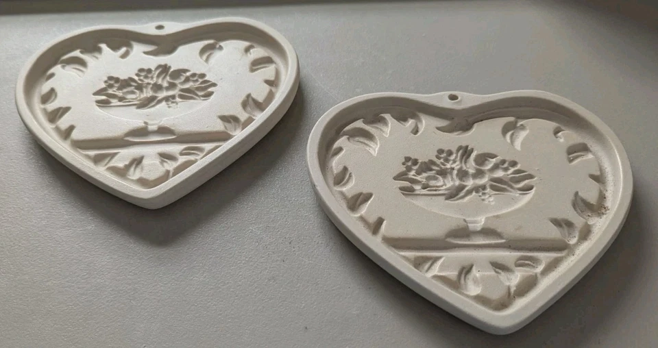Vtg 1999 Pampered Chef COME TO THE TABLE HEART Mold Press Cookie Candy/ Set of 2 - Image 1 of 4
