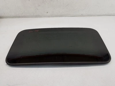 03-08 INFINITI FX35/FX45 Sun Roof Glass OEM 91210CG110 - Image 1 of 4