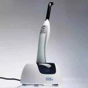 Nueva luz de curado inalámbrica Bluephase N G4 de Ivoclar Vivadent - Imagen 1 de 5