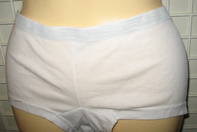HANES - NEW - 6/M - WHITE 100- % COTTON BOY SHORT PANTY - Image 1 of 3