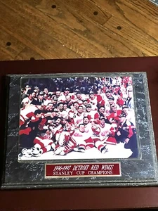 Vtg. Detroit Red Wings 1997 Stanley Cup Champions 8x10  Photo Wall Plaque Rare - Picture 1 of 5
