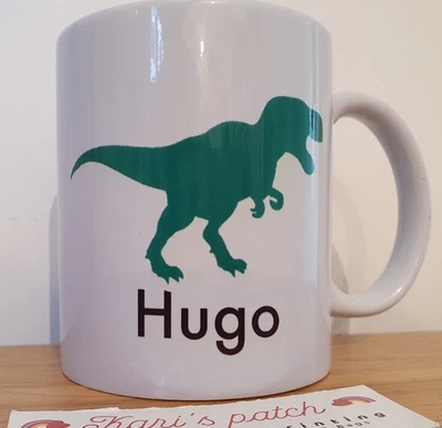 Juego de tazas T Rex personalizadas | Nombre o mensaje personalizado | Taza de café dinosaurio de 1 a 6 Foto 1 de 4