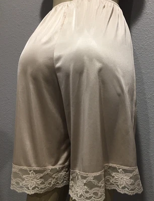 Vtg Nude Nylon Lace Leg Tap Panty Panties L - Image 1 of 4