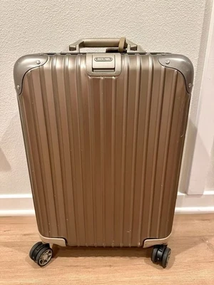 Rimowa Class Cabin Luggage Carry-On - Image 1 of 4
